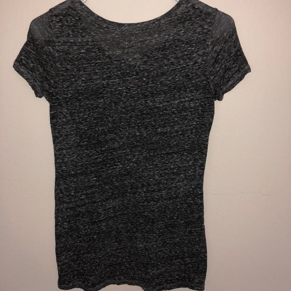 American Eagle T-shirt - Picture 2 of 3